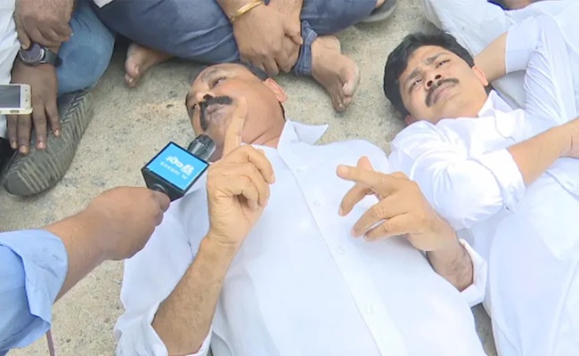 Death of cows in TTD goshala: Tension in Tirupati